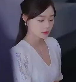 霆少，夫人假死后偷生三個(gè)娃(全集)